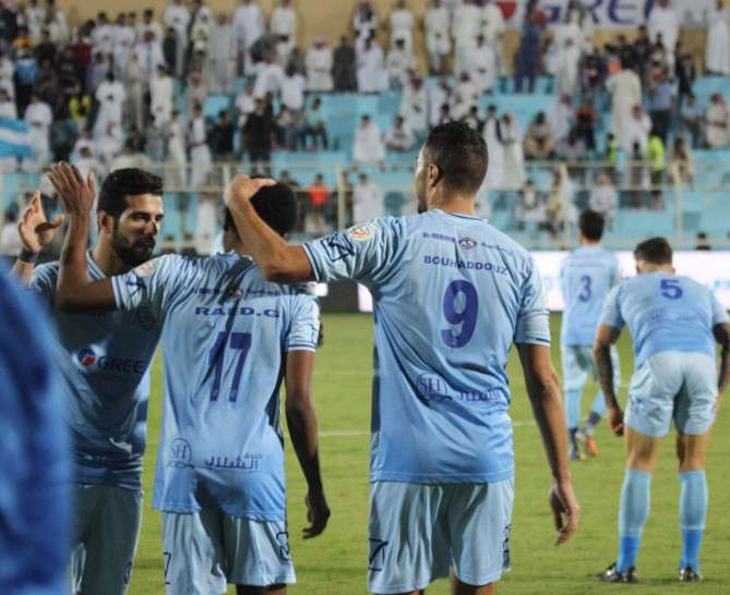 فرحة لاعبي الباطن