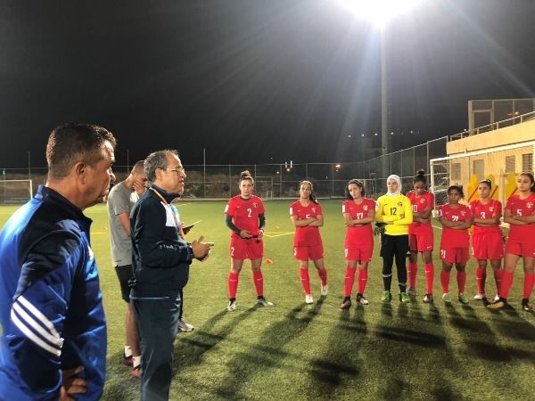 المدرب شيح يتحدث للاعبات