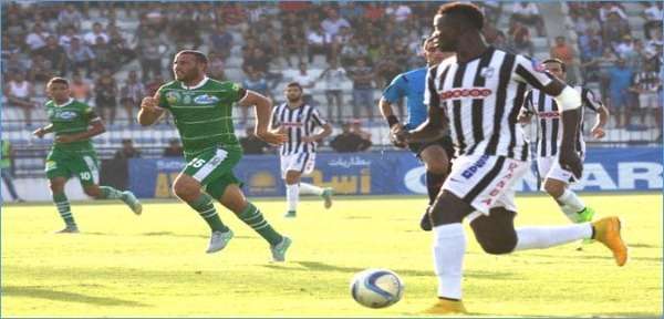 الصفاقسي يواصل سباق الصدارة