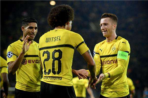 لاعبو دورتموند