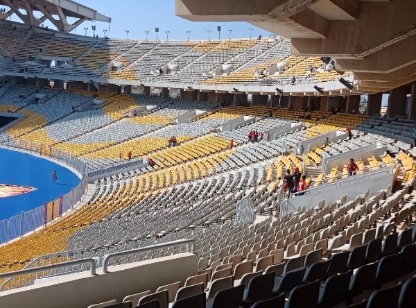 مدرجات ملعب برج العرب