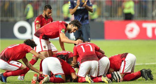 لاعبو الأهلي