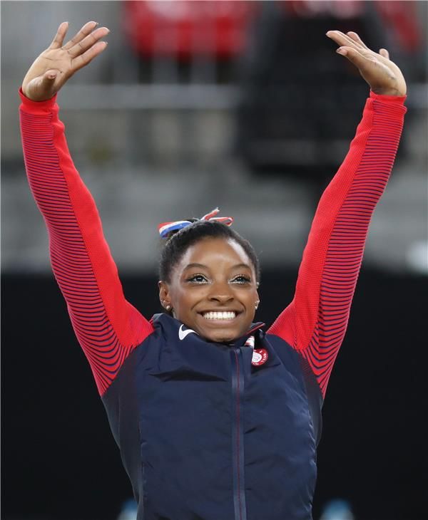 سيمون بايلز