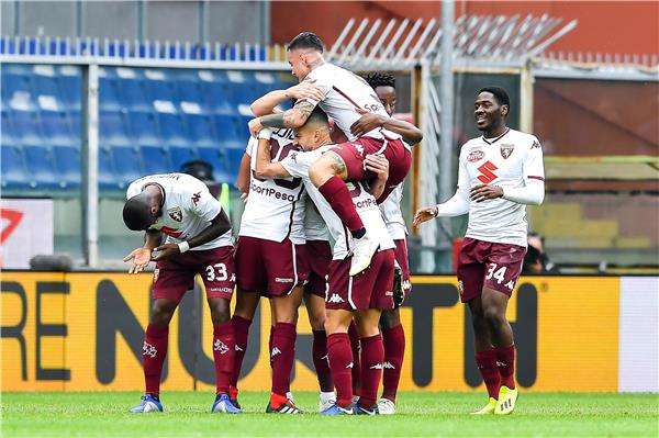 تورينو..احتفل 4 مرات 