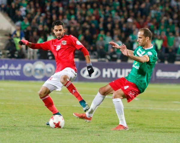 من إحدى مباريات الوحدات والجزيرة