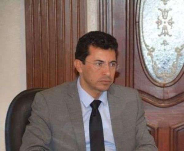 أشرف صبحي
