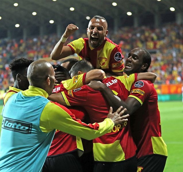 لاعبو جوزتيبي