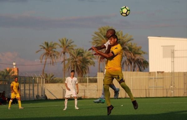 من اللقاء
