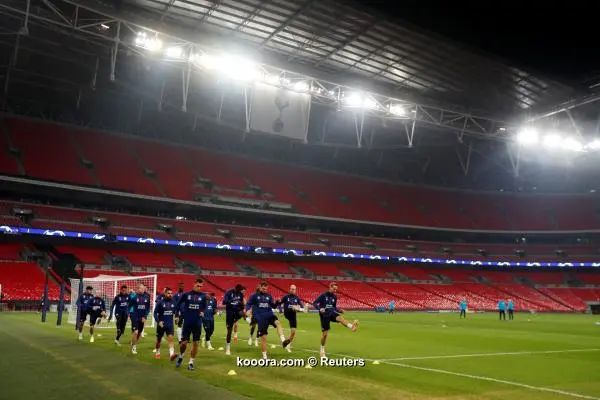 ?i=reuters%2f2018-11-05%2f2018-11-05t183644z_2082350074_rc16aefe1e00_rtrmadp_3_soccer-champions-tot-psv-preview_reuters