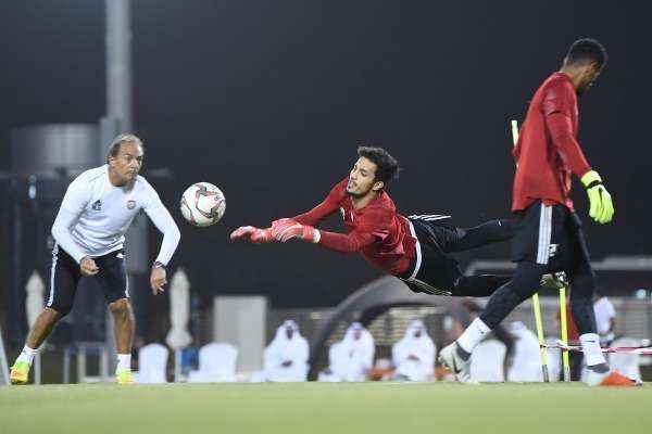 من تدريبات منتخب الإمارات