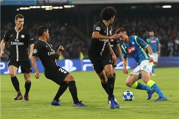 من لقاء سان جيرمان ونابولي