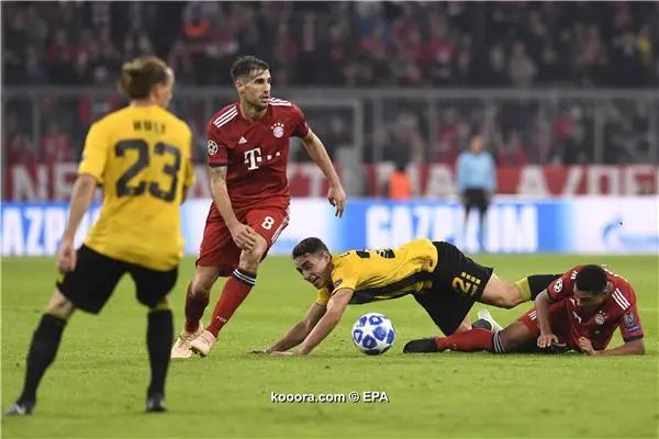 ?i=epa%2fsoccer%2f2018-11%2f2018-11-07%2f2018-11-07-07149381_epa