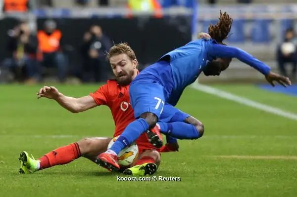 ?i=reuters%2f2018-11-08%2f2018-11-08t190131z_2139923892_rc1910d2f570_rtrmadp_3_soccer-europa-gnk-bes_reuters