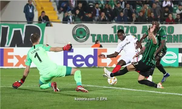 ?i=epa%2fsoccer%2f2018-11%2f2018-11-08%2f2018-11-08-07151582_epa