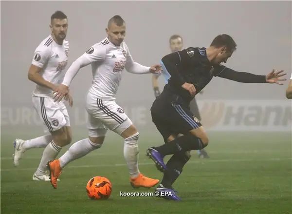 ?i=epa%2fsoccer%2f2018-11%2f2018-11-08%2f2018-11-08-07152106_epa