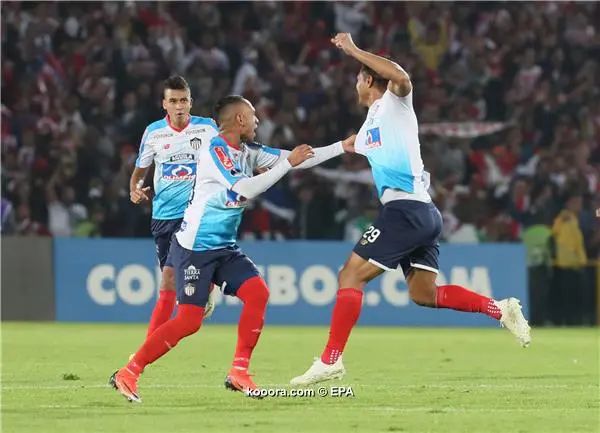 ?i=epa%2fsoccer%2f2018-11%2f2018-11-09%2f2018-11-09-07152356_epa