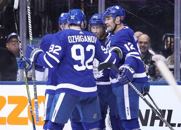 لاعبو تورونتو مابل