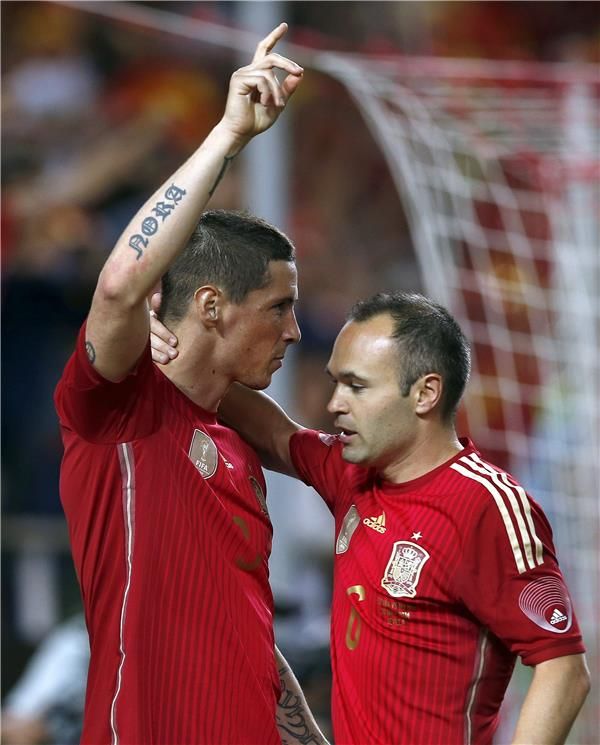 أندريس إنييستا وفرناندو توريس