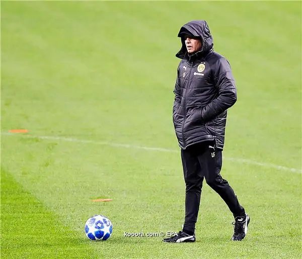 ?i=epa%2fsoccer%2f2018-11%2f2018-11-05%2f2018-11-05-07143444_epa