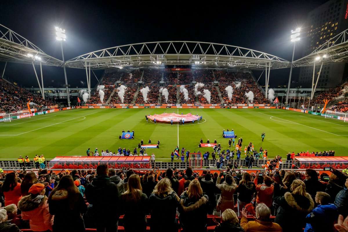 الحضور الجماهيري لمباراة هولندا وسويسرا للسيدات