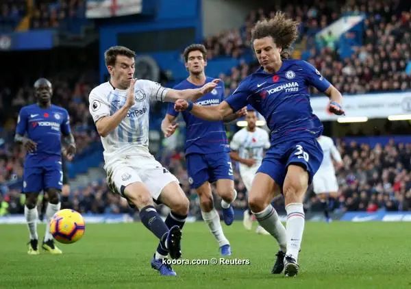 ?i=reuters%2f2018-11-11%2f2018-11-11t154758z_877136451_rc186d1501b0_rtrmadp_3_soccer-england-che-eve_reuters