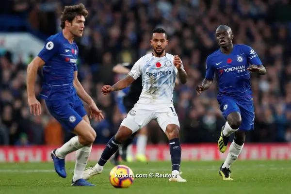 ?i=reuters%2f2018-11-11%2f2018-11-11t154520z_200427438_rc1a5b95b820_rtrmadp_3_soccer-england-che-eve_reuters