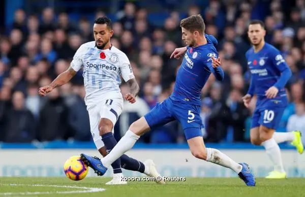 ?i=reuters%2f2018-11-11%2f2018-11-11t142734z_2146940350_rc17c26280b0_rtrmadp_3_soccer-england-che-eve_reuters