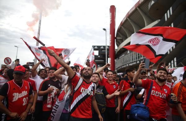 2018-11-11t171231z_1496146117_rc1793148840_rtrmadp_3_soccer-libertadores-boj-riv_reuters