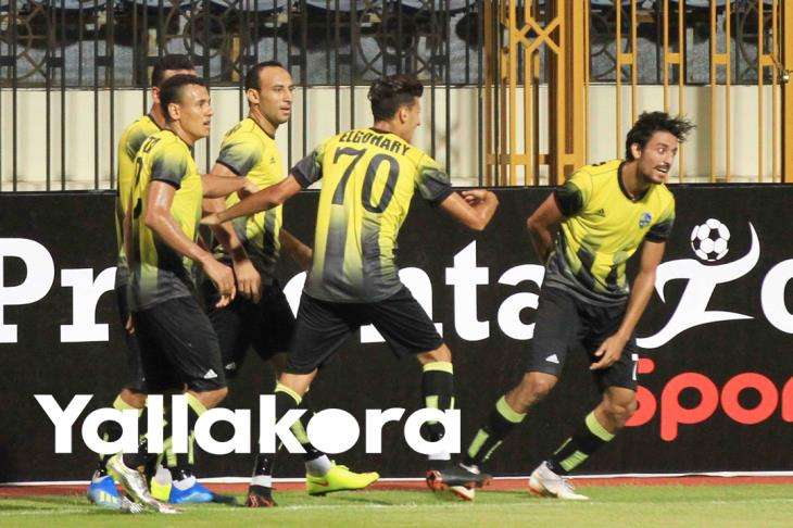 لاعبو المقاولون 