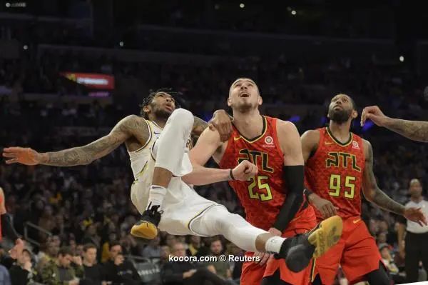 ?i=reuters%2f2018-11-12%2f2018-11-12t060810z_950915700_nocid_rtrmadp_3_nba-atlanta-hawks-at-los-angeles-lakers_reuters