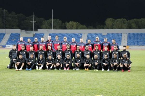 منتخب النشامى قبل بدء تدريب اليوم