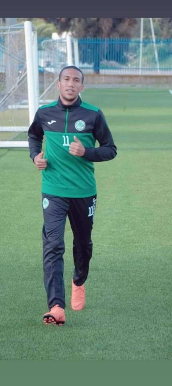 عدي بلحاج أثناء تدريبه اليوم