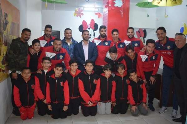 من الزيارات