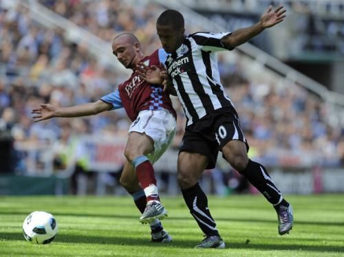 2010-08-22t151114z_01_nvr12_rtridsp_3_soccer-england_reuters