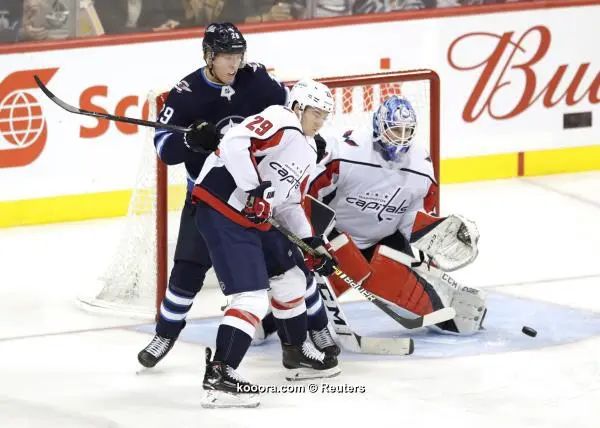 ?i=reuters%2f2018-11-15%2f2018-11-15t052415z_1285301308_nocid_rtrmadp_3_nhl-washington-capitals-at-winnipeg-jets_reuters