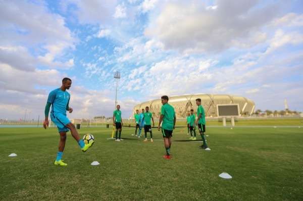 من تدريبات المنتخب السعودي الشاب