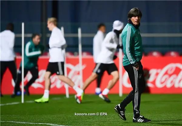 ?i=epa%2fsoccer%2f2018-11%2f2018-11-14%2f2018-11-14-07165273_epa