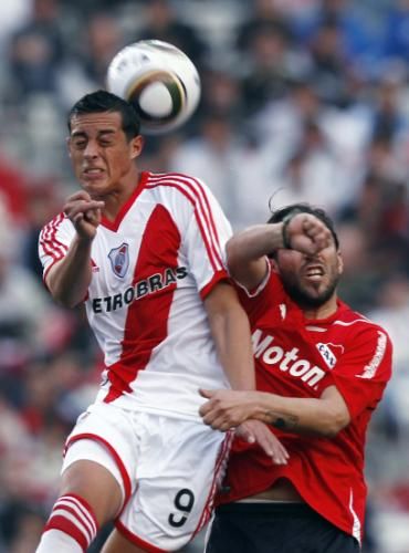 2010-08-22t213718z_01_bas109_rtridsp_3_soccer-latam_reuters