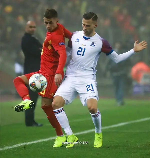 ?i=epa%2fsoccer%2f2018-11%2f2018-11-15%2f2018-11-15-07168047_epa