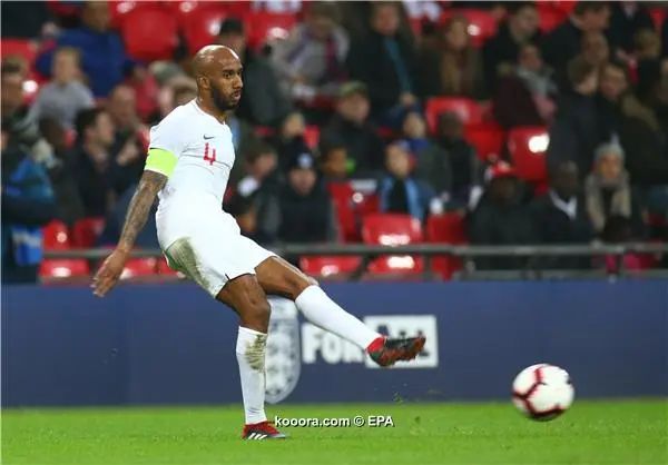 ?i=epa%2fsoccer%2f2018-11%2f2018-11-15%2f2018-11-15-07168031_epa