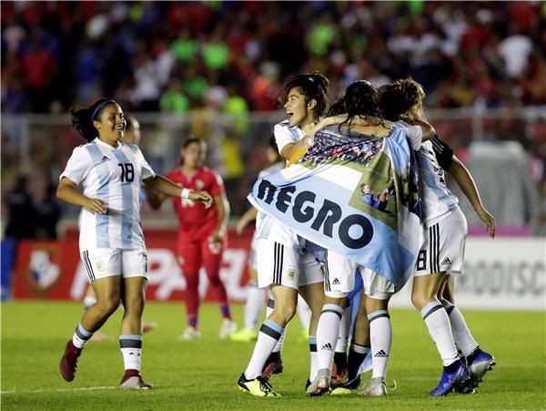 لاعبات الأرجنتين