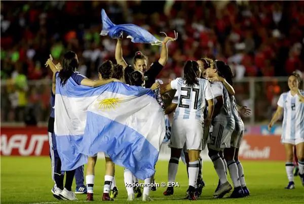 ?i=epa%2fsoccer%2f2018-11%2f2018-11-14%2f2018-11-14-07163801_epa