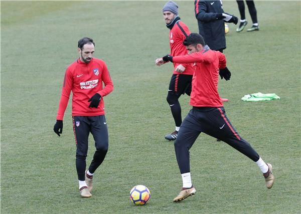 لاعبو أتلتيكو مدريد