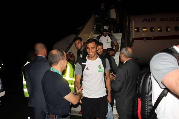 جانب من وصول بعثة الجزائر إلى توجو