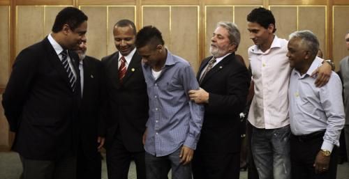 2010-08-23t181032z_01_pw105_rtridsp_3_brazil_reuters
