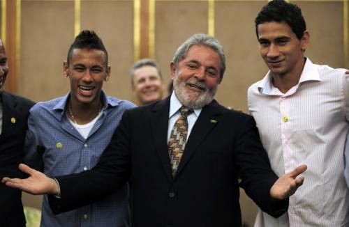 2010-08-23t174244z_01_pw100_rtridsp_3_brazil_reuters