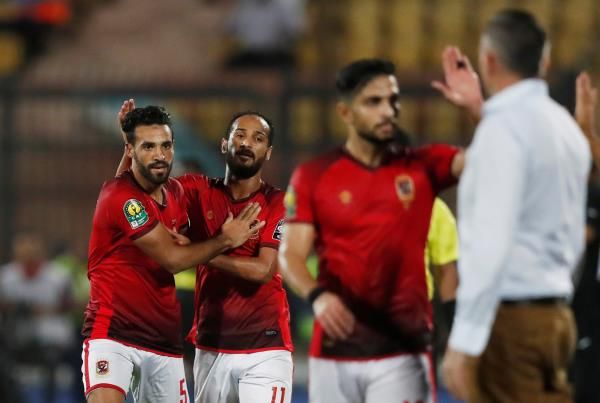 لاعبو الأهلي