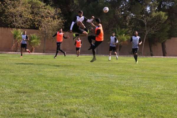 جانب من التدريبات