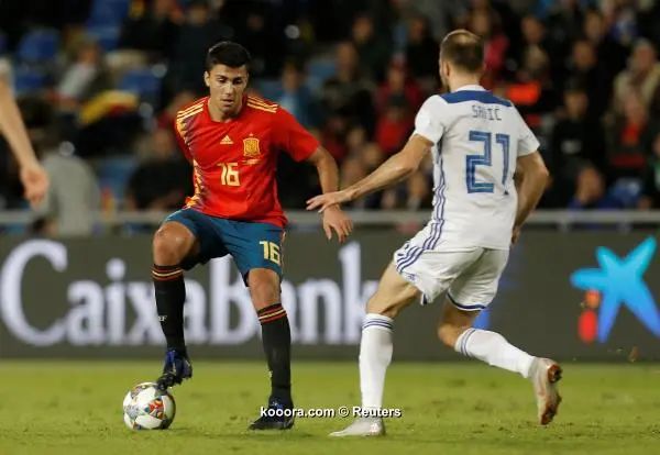 ?i=reuters%2f2018-11-18%2f2018-11-18t202843z_1865255612_rc17c8e8c060_rtrmadp_3_soccer-friendly-esp-bih_reuters