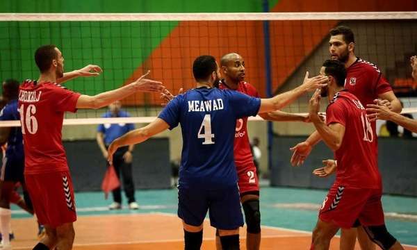 لاعبو الأهلي